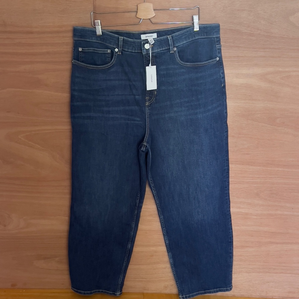 NWT SPANX blue jeans sz 24 (2X) highrise medium wash straight stretch fitting